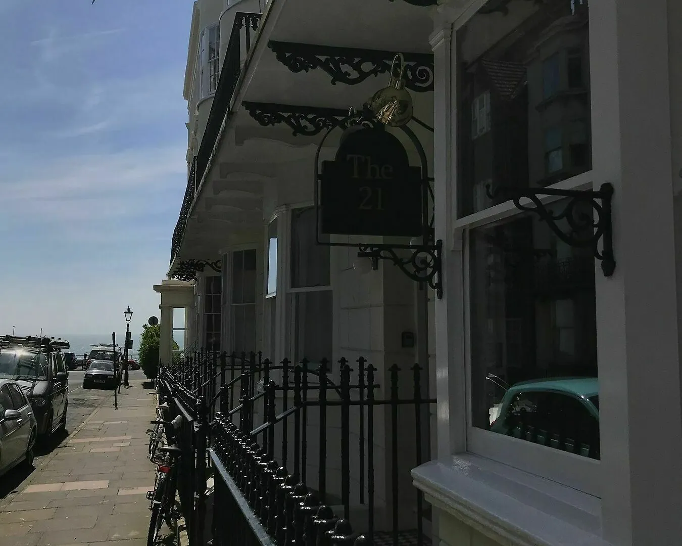Bed and Breakfast The Twenty One à Hove Couette-café
