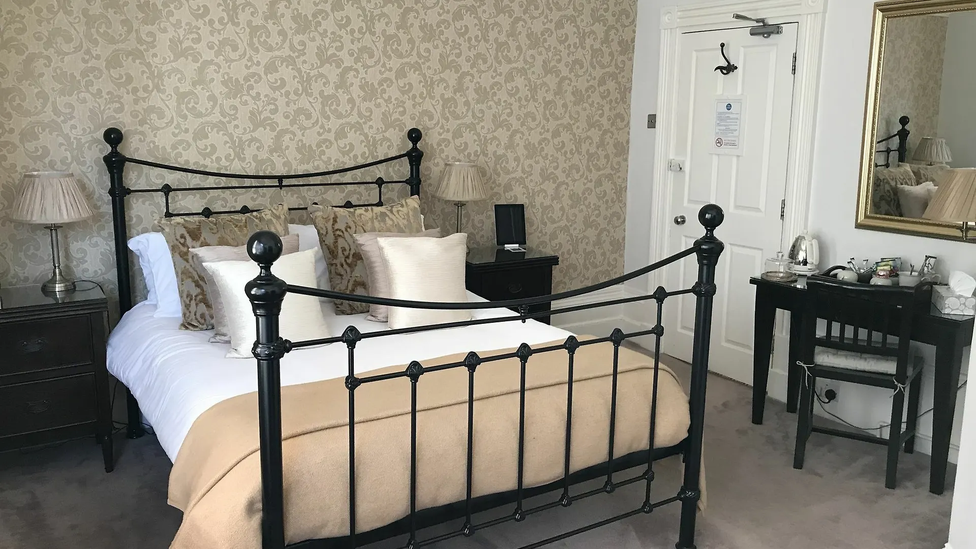 Bed and Breakfast The Twenty One à Hove